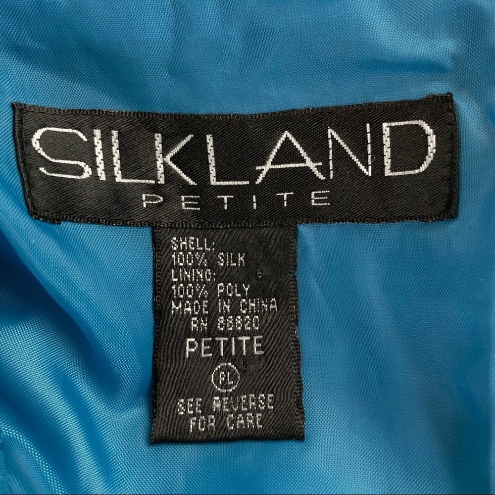 Silkland Petite Quilted Silk Jacket - Picture 14 of 15